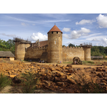 Château de Guédelon - Wikipédia