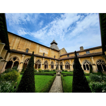 Cloître de Cadouin - iStock